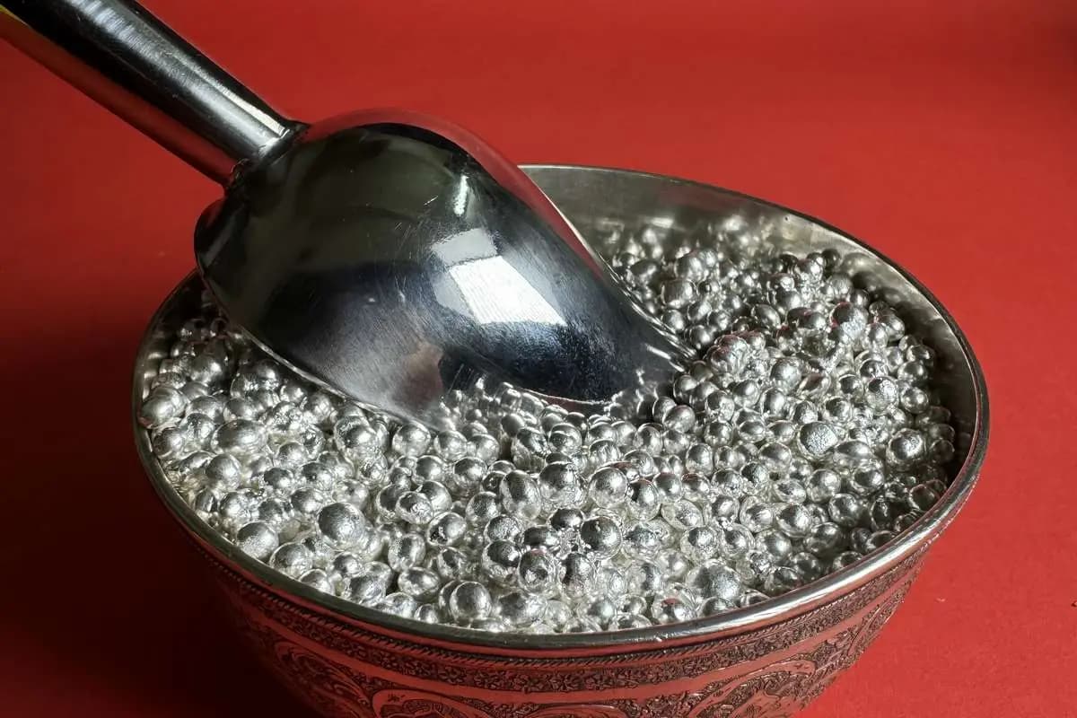 درباره ساچمه نقره و گوی نقره