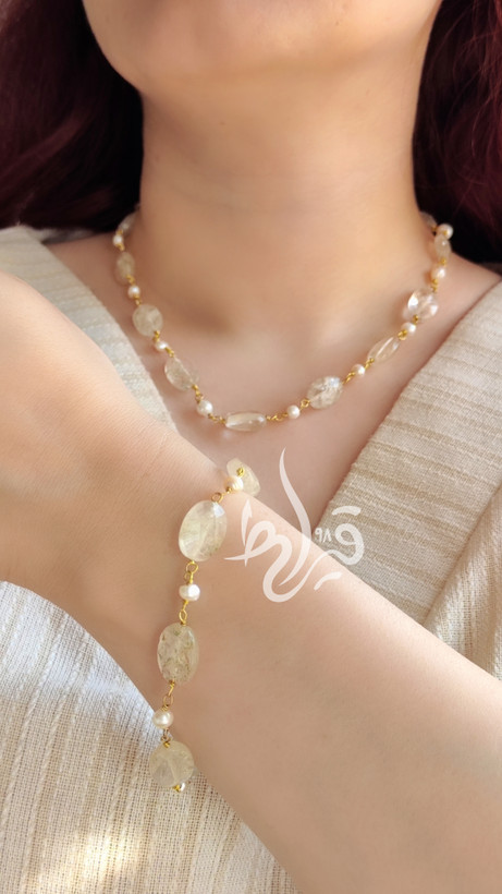 نیم ست زنانه دستبند و گردنبند سنگ کوارتز و مروارید طبیعی قیراط۹۸